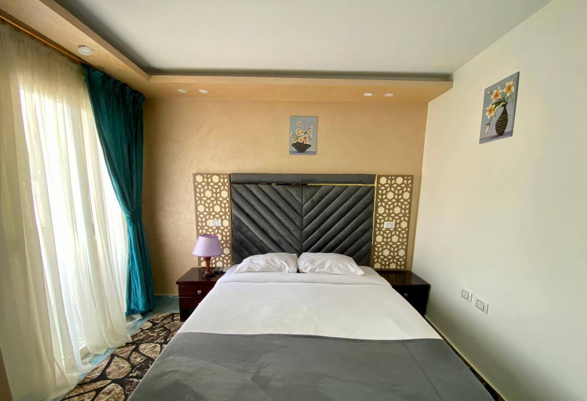 Golden Pyramids Inn Kafret el-Gabal Extérieur photo