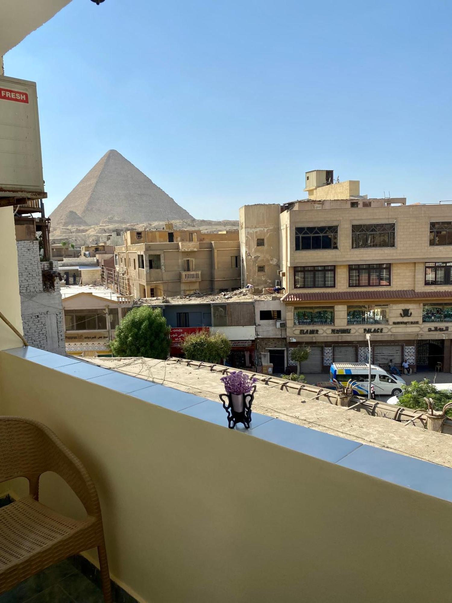 Golden Pyramids Inn Kafret el-Gabal Extérieur photo