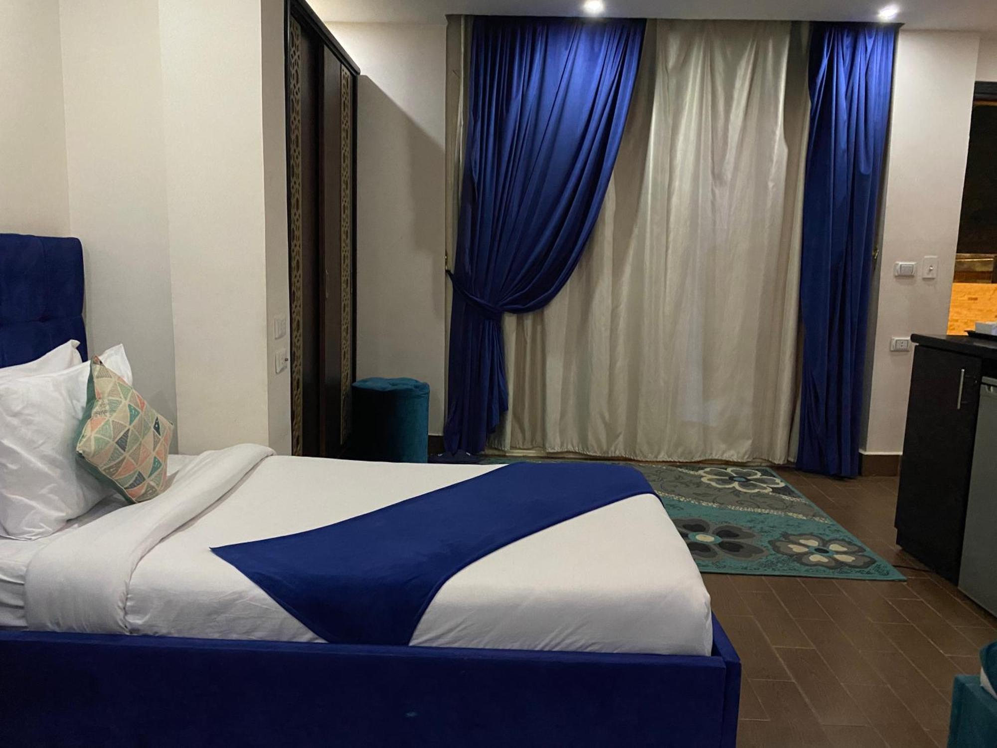 Golden Pyramids Inn Kafret el-Gabal Extérieur photo