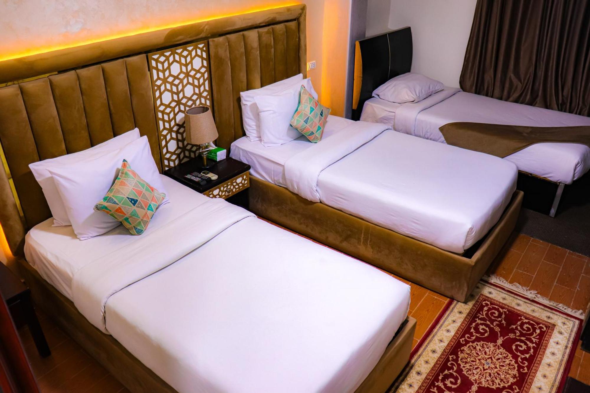 Golden Pyramids Inn Kafret el-Gabal Extérieur photo