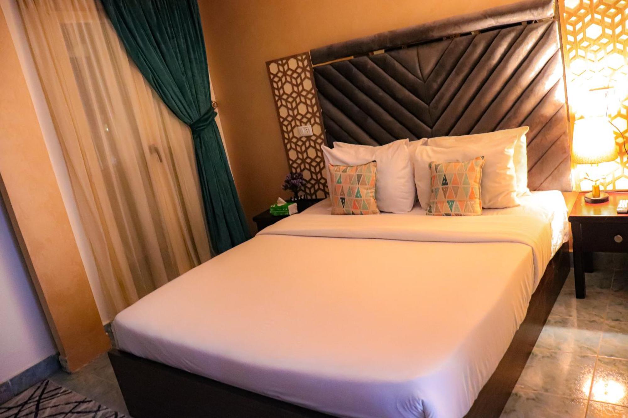 Golden Pyramids Inn Kafret el-Gabal Extérieur photo