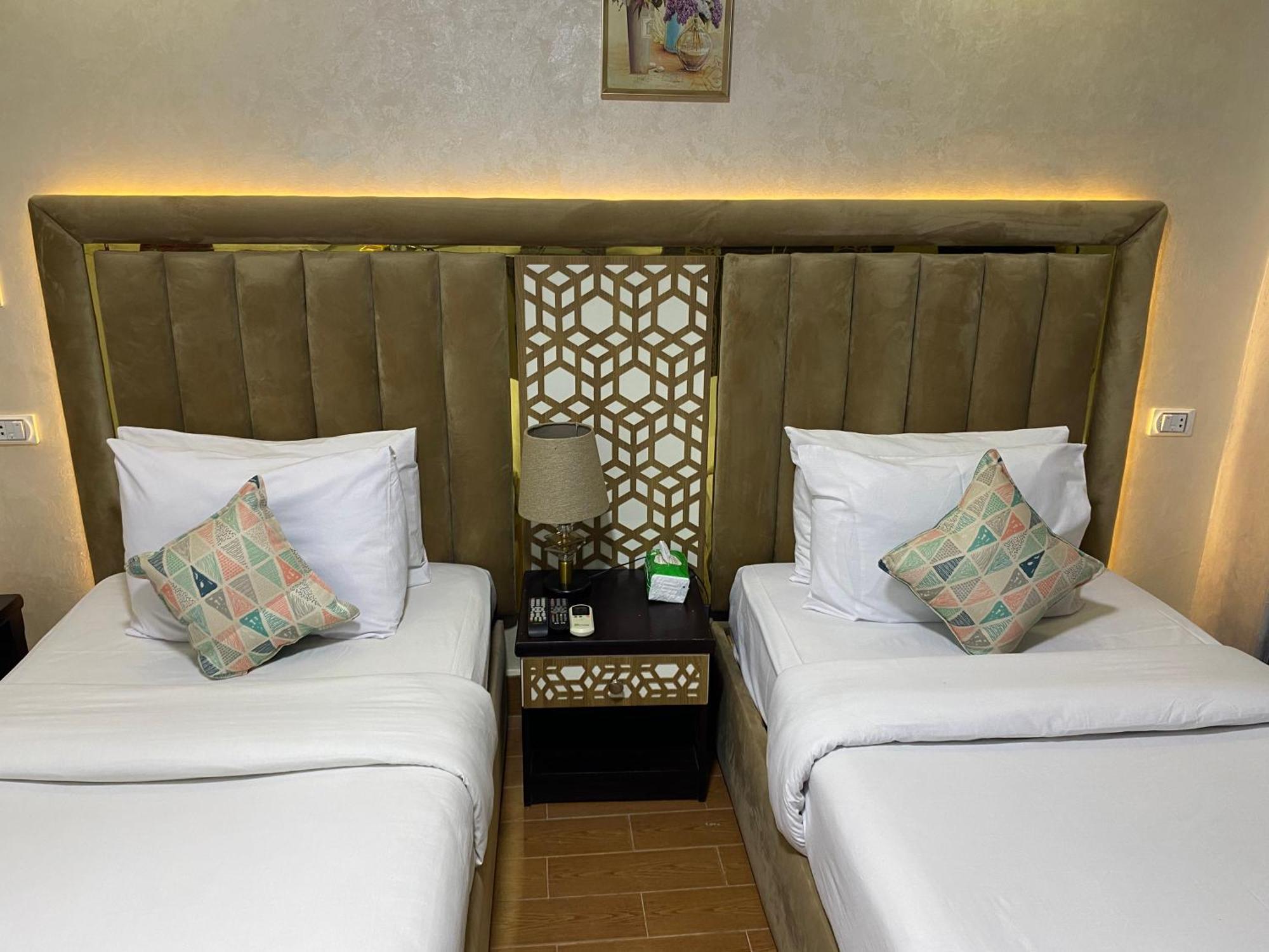 Golden Pyramids Inn Kafret el-Gabal Extérieur photo