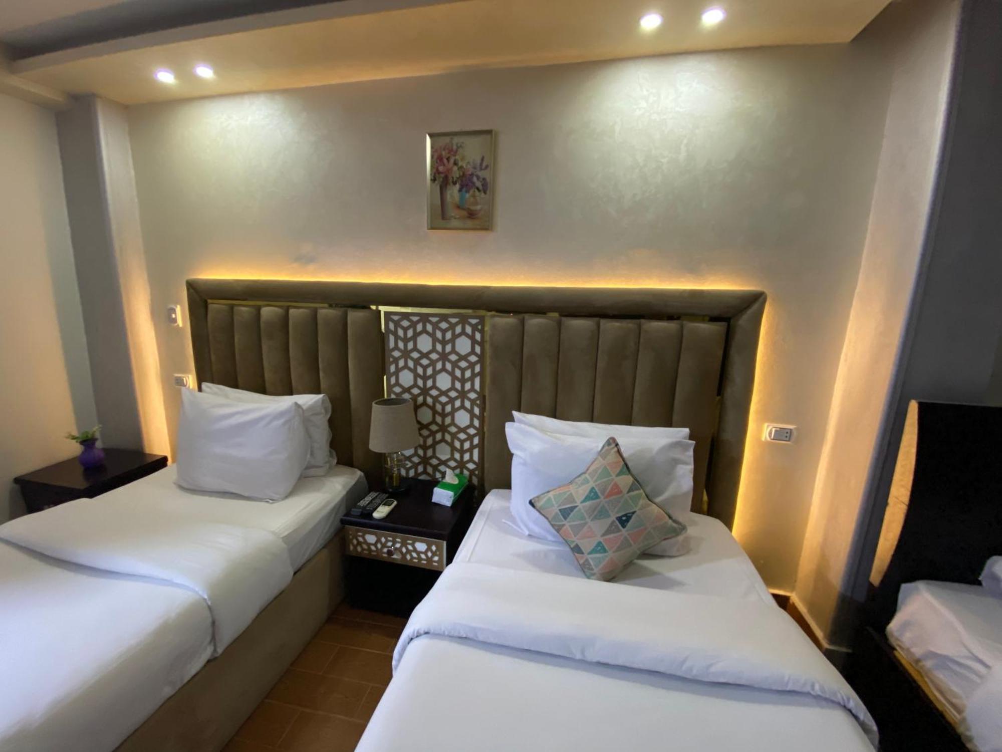 Golden Pyramids Inn Kafret el-Gabal Extérieur photo