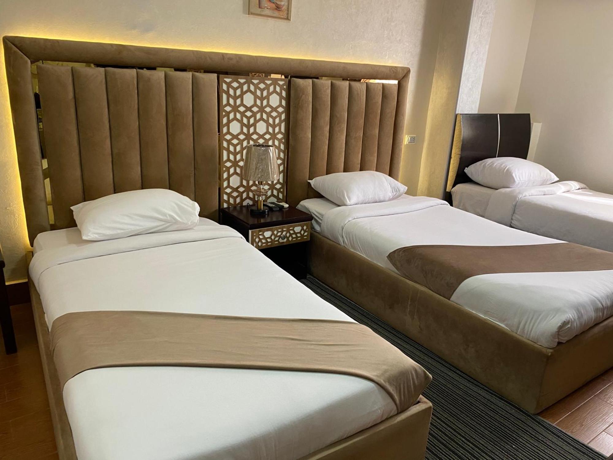 Golden Pyramids Inn Kafret el-Gabal Extérieur photo